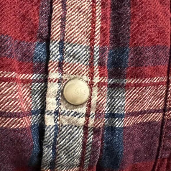 American Eagle nwt size small burgundy button down with snap buttons - Picture 4 of 8